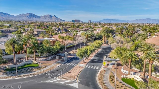 2982 Hammerwood Drive, Las Vegas, NV 89135