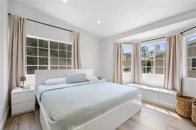 11300 Foothill Boulevard 63, Lakeview Terrace, CA 91342