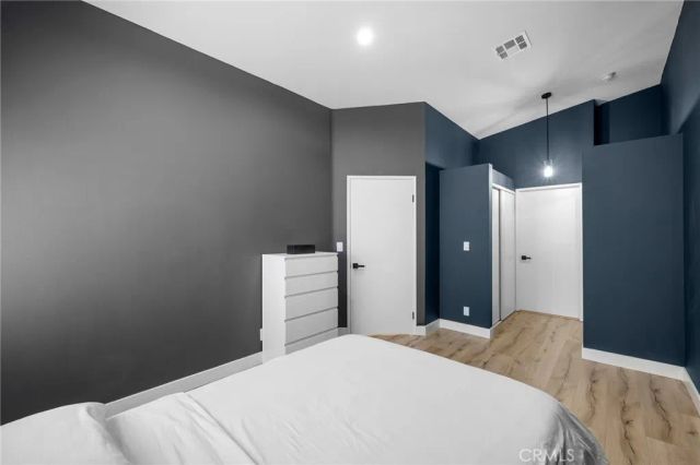 11300 Foothill Boulevard 63, Lakeview Terrace, CA 91342