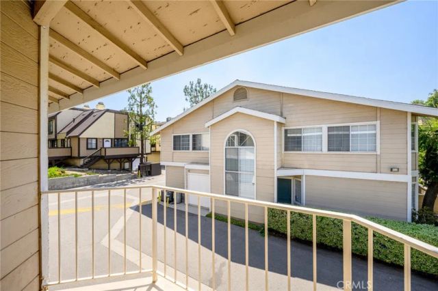 11300 Foothill Boulevard 63, Lakeview Terrace, CA 91342