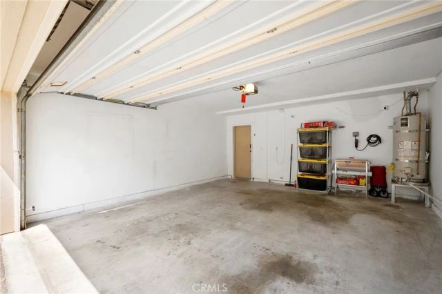 11300 Foothill Boulevard 63, Lakeview Terrace, CA 91342