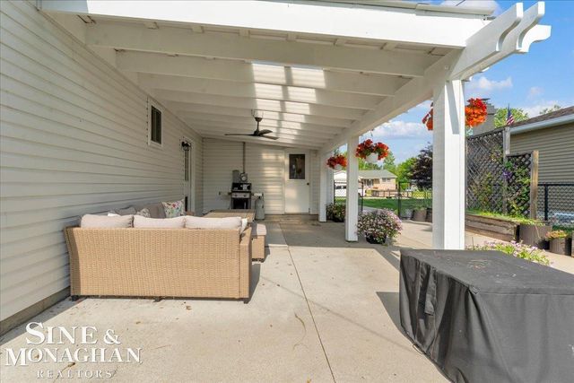 855 Montana Street, Marysville, MI 48040