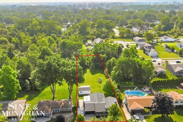 855 Montana Street, Marysville, MI 48040