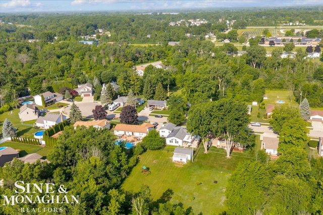 855 Montana Street, Marysville, MI 48040