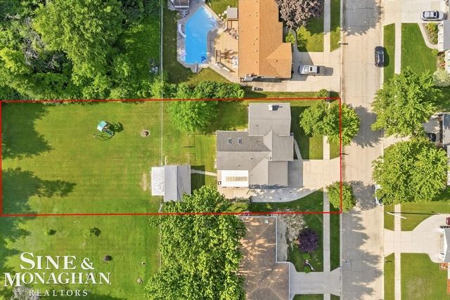855 Montana Street, Marysville, MI 48040