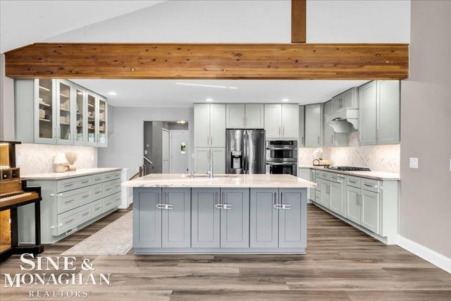855 Montana Street, Marysville, MI 48040
