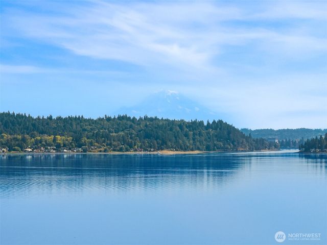 8147 Knute Lane NW, Silverdale, WA 98383