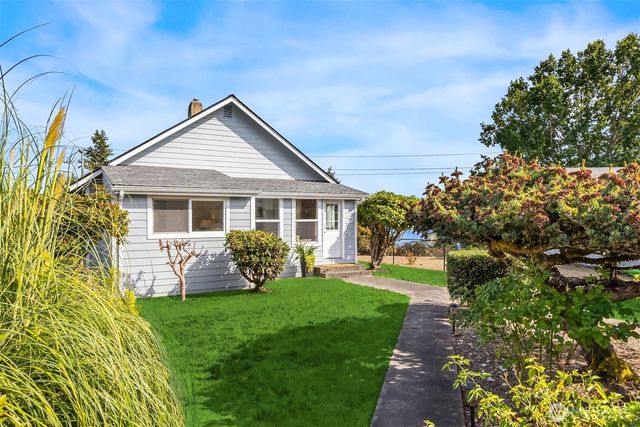 8147 Knute Lane NW, Silverdale, WA 98383