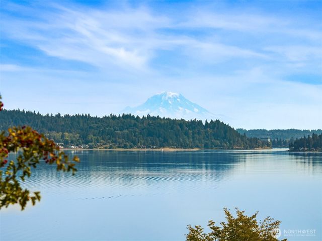 8147 Knute Lane NW, Silverdale, WA 98383