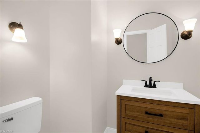 462 Ridgeway Lane, Lexington, NC 27295