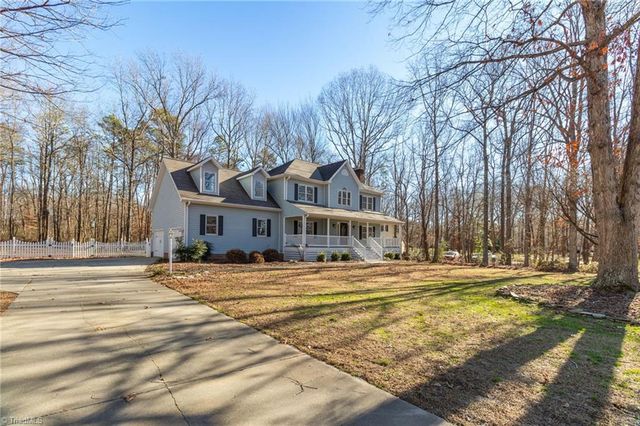 462 Ridgeway Lane, Lexington, NC 27295