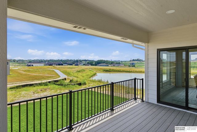 11105 S 221st Street, Gretna, NE 68028