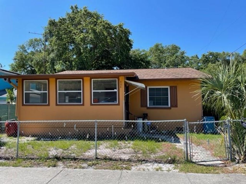 888 14TH AVENUE S, St Petersburg, FL 33701