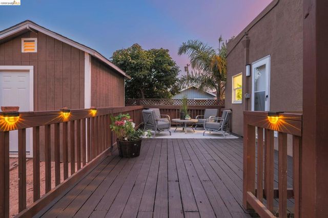 518 36Th St, Richmond, CA 94805