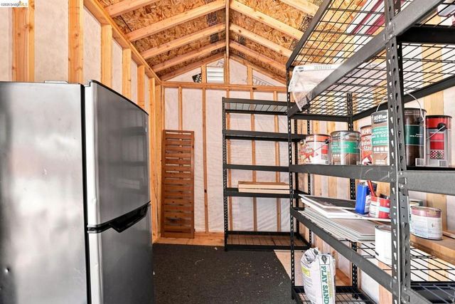 518 36Th St, Richmond, CA 94805