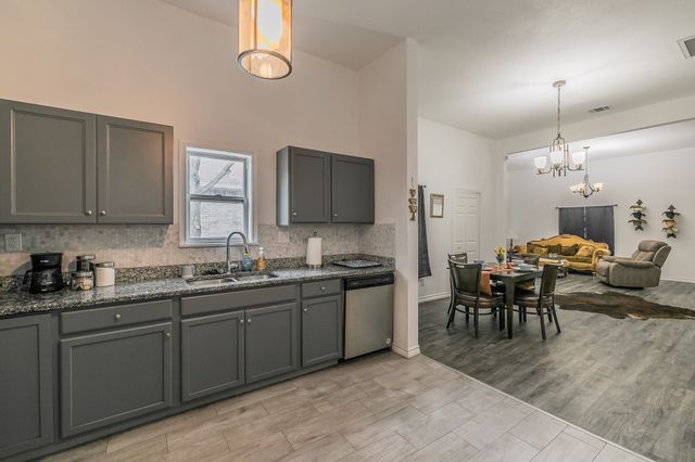 2514 Columbus Avenue, Fort Worth, TX 76164