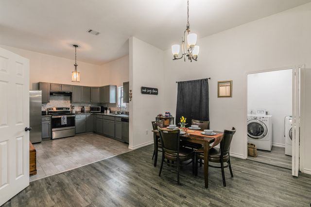 2514 Columbus Avenue, Fort Worth, TX 76164