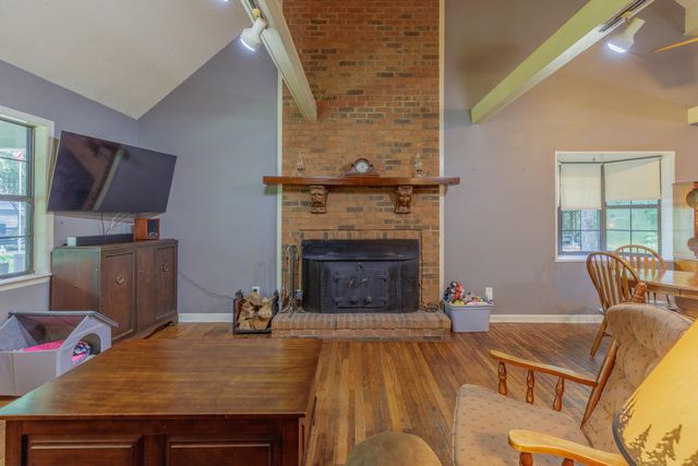 9527 E Brainerd Road, Chattanooga, TN 37421