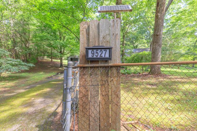 9527 E Brainerd Road, Chattanooga, TN 37421