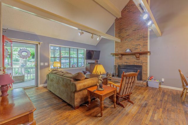 9527 E Brainerd Road, Chattanooga, TN 37421