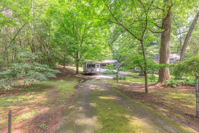 9527 E Brainerd Road, Chattanooga, TN 37421