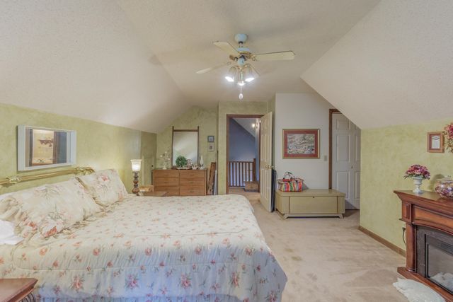 9527 E Brainerd Road, Chattanooga, TN 37421