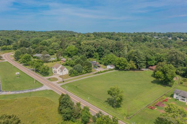 9527 E Brainerd Road, Chattanooga, TN 37421