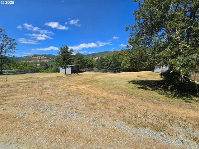 2157 FERGUSON Ln, Days Creek, OR 97429