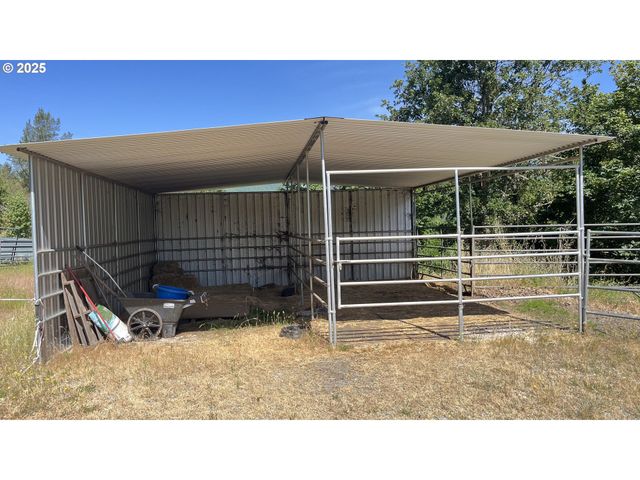 2157 FERGUSON Ln, Days Creek, OR 97429