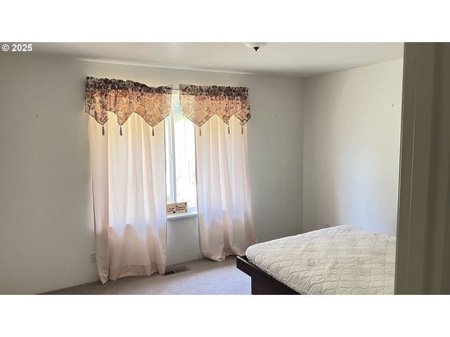 2157 FERGUSON Ln, Days Creek, OR 97429