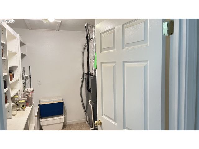 2157 FERGUSON Ln, Days Creek, OR 97429