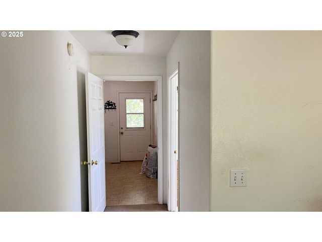 2157 FERGUSON Ln, Days Creek, OR 97429