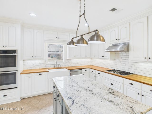 112 Woodsong Way, Madison, MS 39110