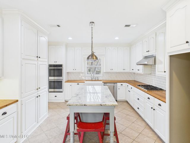 112 Woodsong Way, Madison, MS 39110