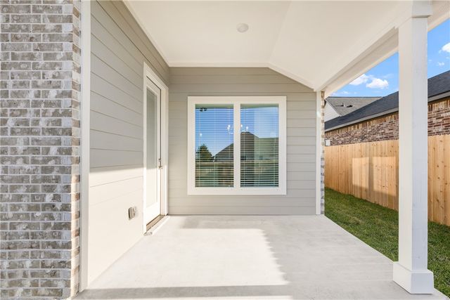 4093 Crestmont Drive, College Station, TX 77845