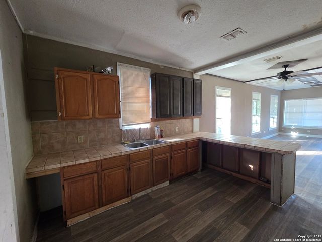 4212 Monterey, San Antonio, TX 78237