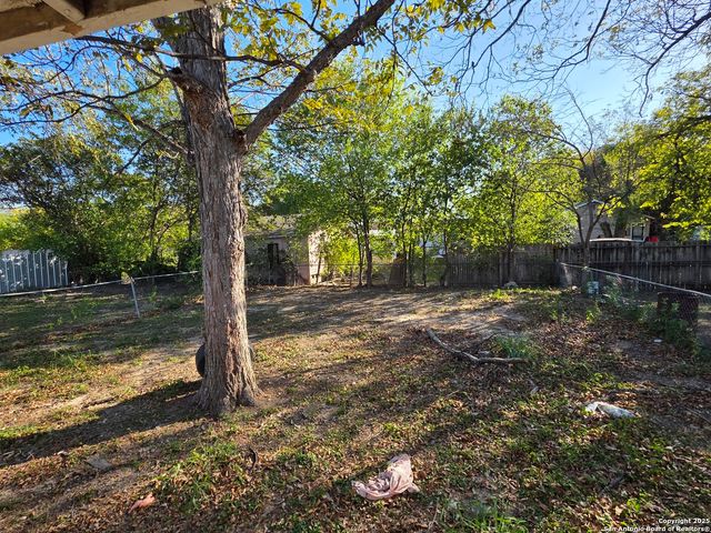 4212 Monterey, San Antonio, TX 78237