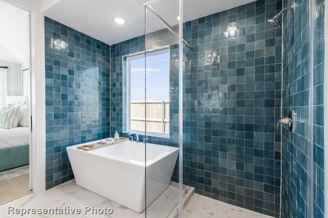829 Stone Grove Road, Lavon, TX 75166