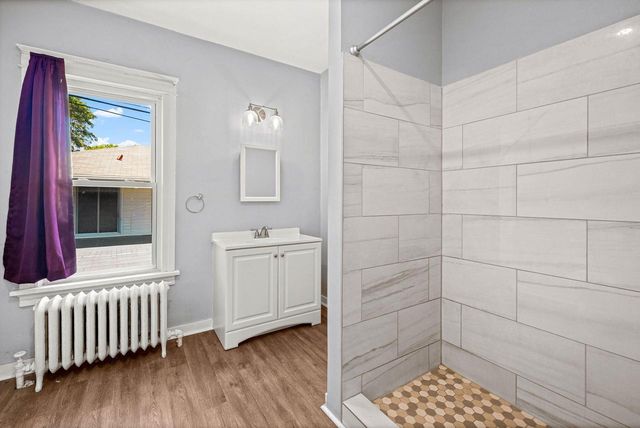 6550 N 60th STREET, Milwaukee, WI 53223