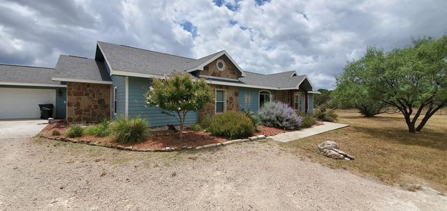 5373 Scenic Bluff Trail, Christoval, TX 76935