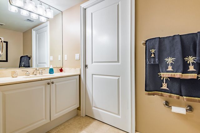 99 SE Mizner Boulevard 215, Boca Raton, FL 33432