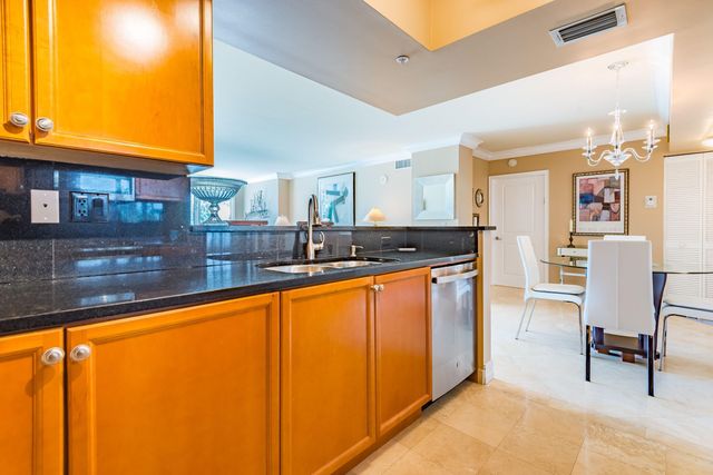 99 SE Mizner Boulevard 215, Boca Raton, FL 33432