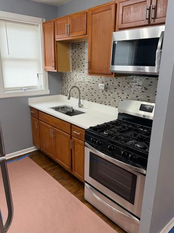 9601 S Harvard Avenue, Chicago, IL 60628