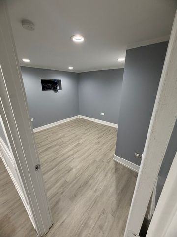 9601 S Harvard Avenue, Chicago, IL 60628