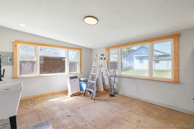 5350 Center Street, Madill, OK 73446