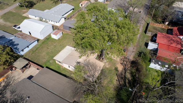5350 Center Street, Madill, OK 73446
