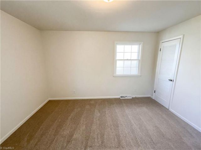 1414 Larchmont Drive, Greensboro, NC 27405