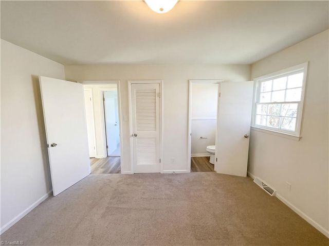 1414 Larchmont Drive, Greensboro, NC 27405