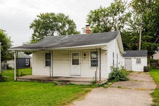 63 Chestnut Avenue, Hazel Park, MI 48030
