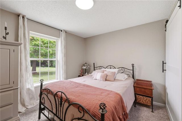 25425 S State Route K Highway, Harrisonville, MO 64701